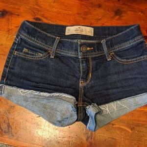 Hollister Short Short Low-Rise Jean Shorts